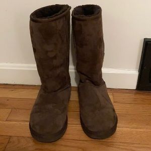 Brown Ugg’s